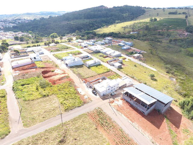 Área para Venda em Candeias - 2