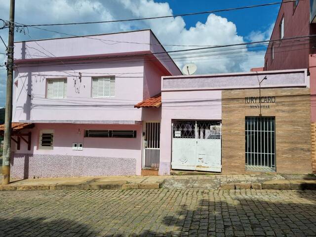 #133 - Casa para Venda em Candeias - MG - 2