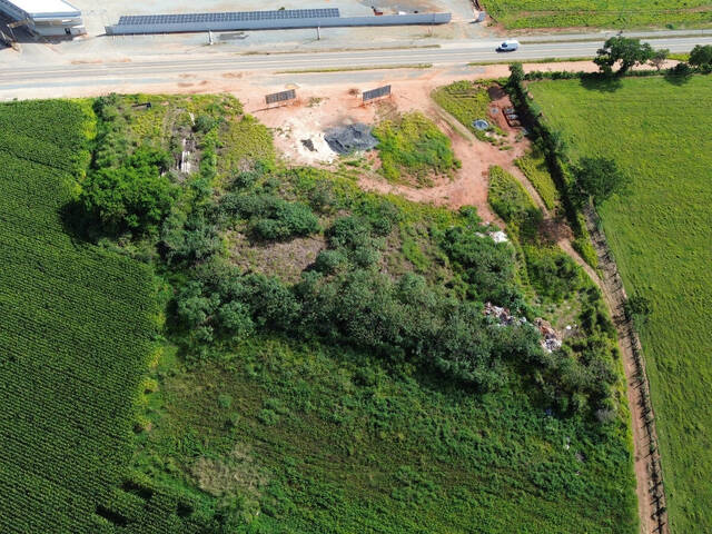 Área para Venda em Candeias - 4