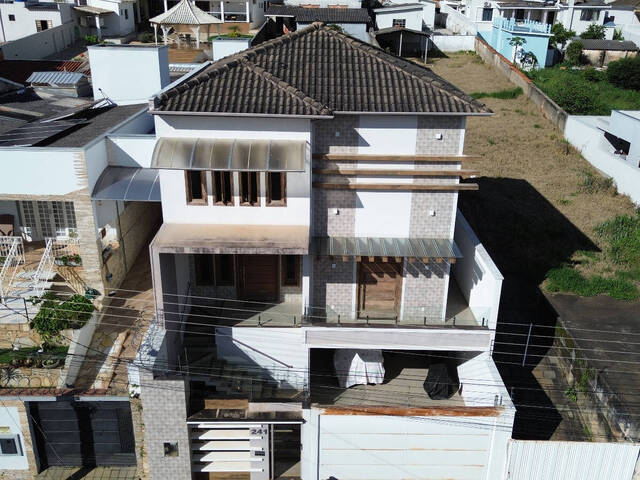 #136 - Casa para Venda em Candeias - MG - 1