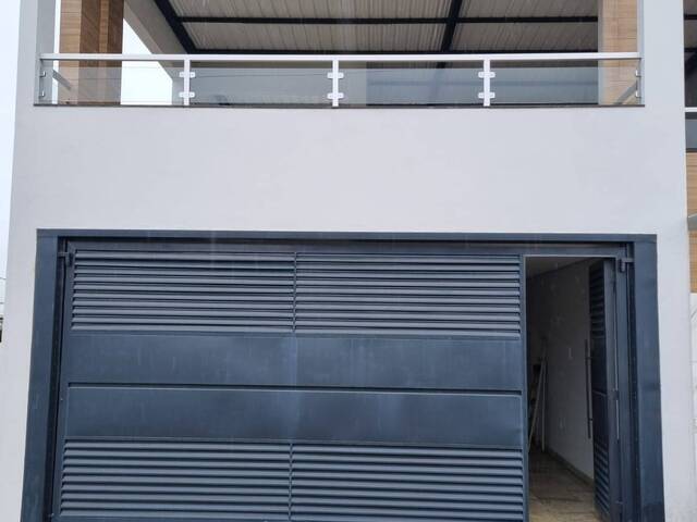 #135 - Casa para Venda em Candeias - MG - 2